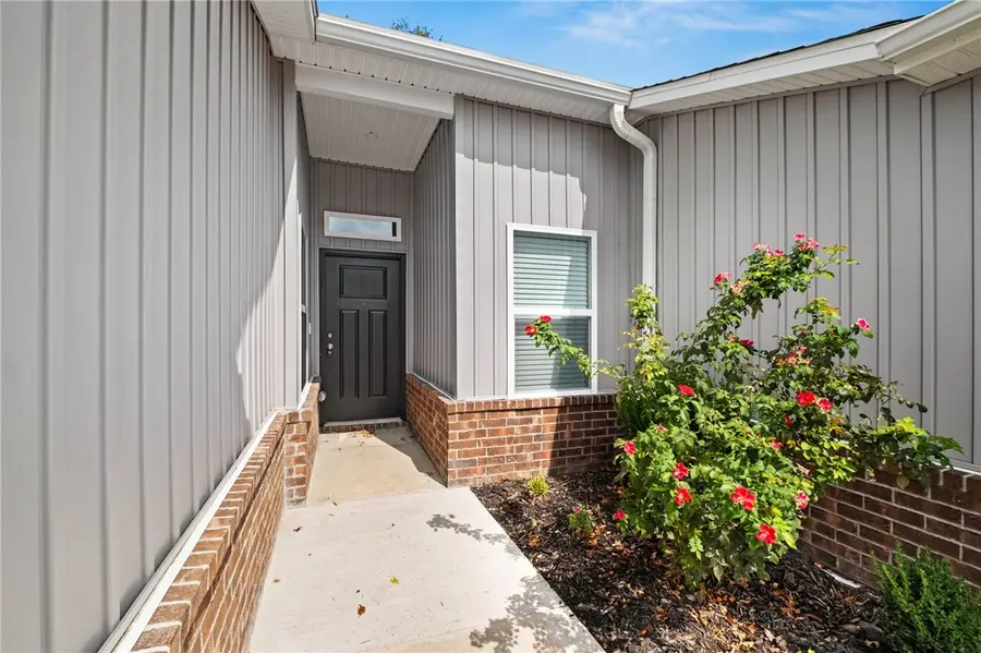106 NW 67th Avenue, Bentonville, AR 72713 - #2