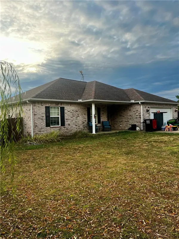8425 Glory Drive, Bentonville, AR 72713