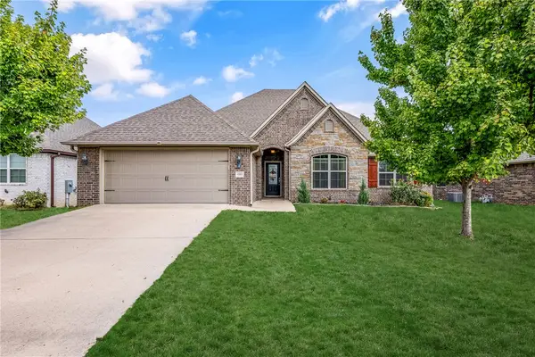 4004 SW Flintstone Way, Bentonville, AR 72713