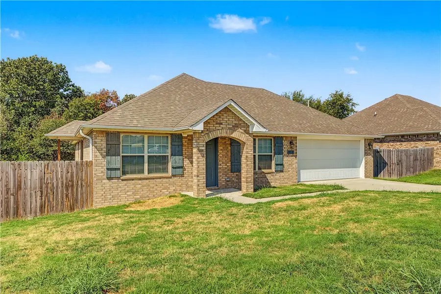 813 Saddlebrook Street, Gentry, AR 72734 - #2