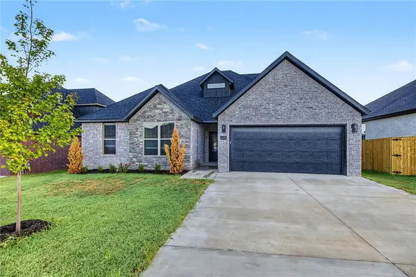 6606 SW Orange Avenue, Bentonville, AR 72713