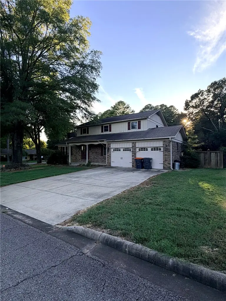 242 S Cumberland, Russellville, AR 72801 - #2