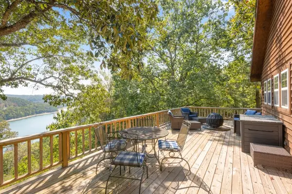 1054 County Road 155, Eureka Springs, AR 72632