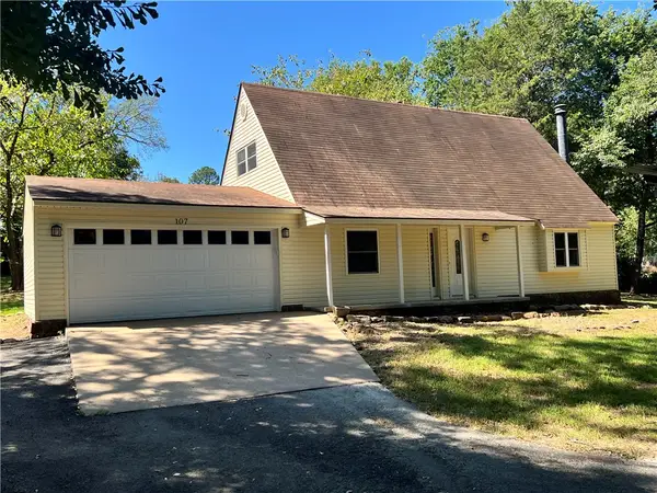 107 Foxwood Village Drive, Russellville, AR 72802