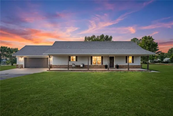 11206 N Highway 348, Mountainburg, AR 72946
