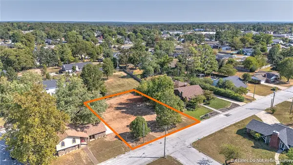 NW 11th Street, Bentonville, AR 72712