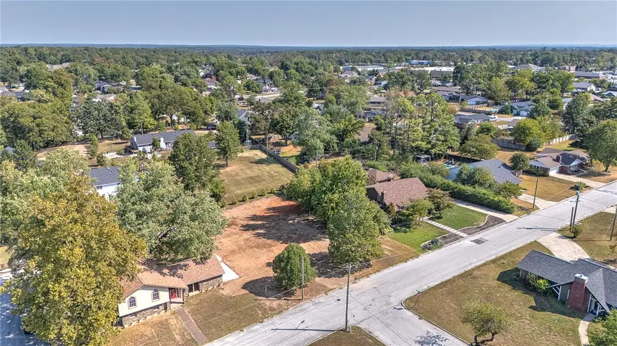 NW 11th Street, Bentonville, AR 72712 - #2