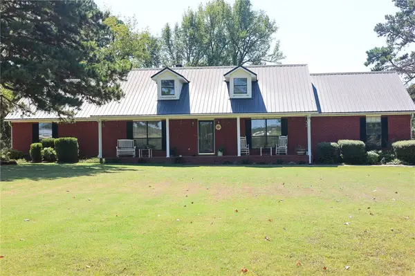 230 Summerglow Road, Russellville, AR 72802