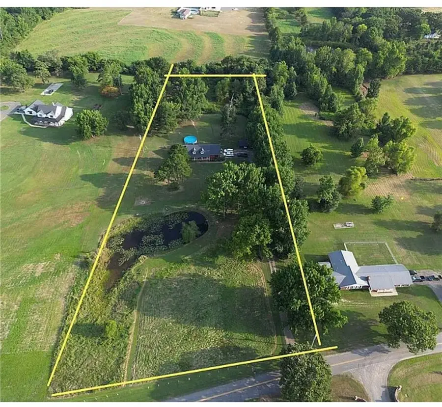 230 Summerglow Road, Russellville, AR 72802 - #3