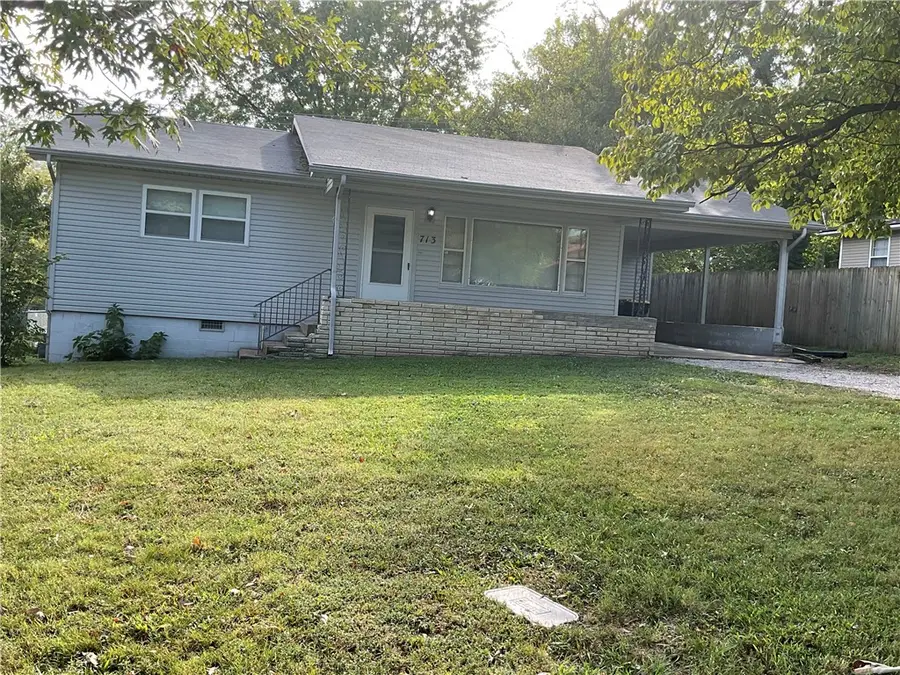 713 N Robinson Street, Harrison, AR 72601 - #3