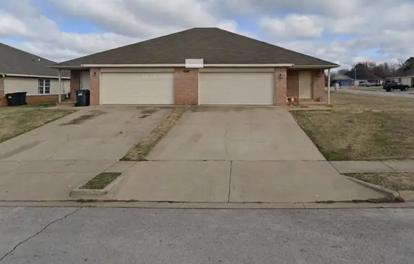1299 Dove Loop, Springdale, AR 72764