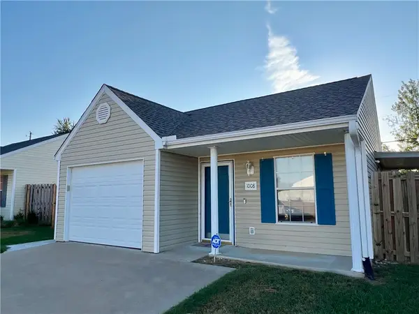 1008 S 25th Place, Rogers, AR 72758