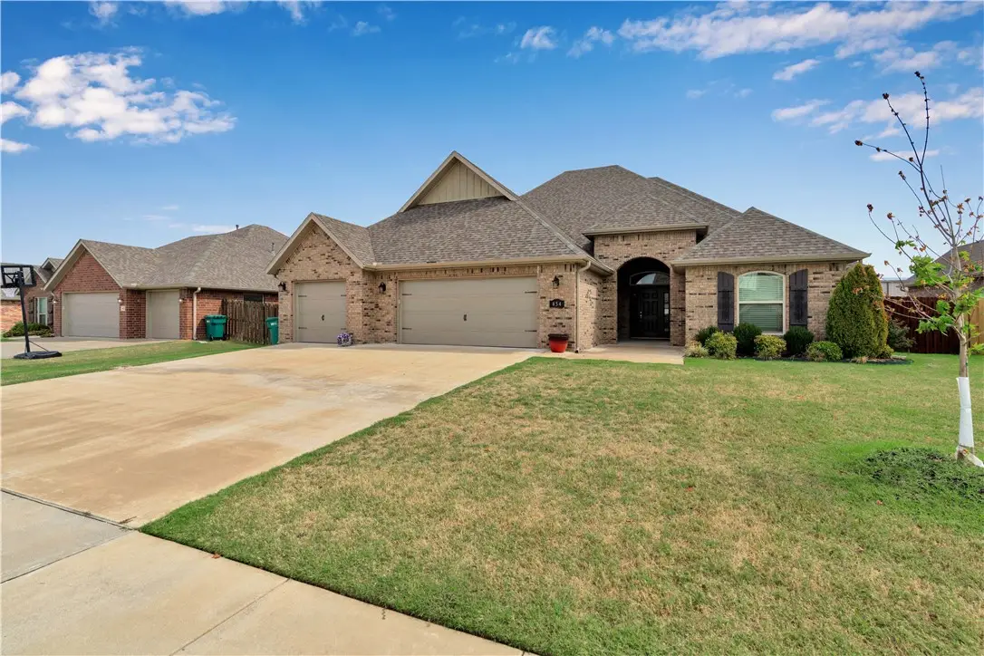 454 Frizzo Street, Tontitown, AR 72762 - #1