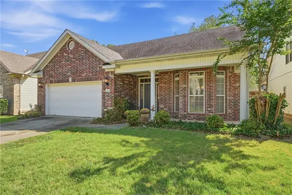42 Courtside Place, Littlerock, AR 72210