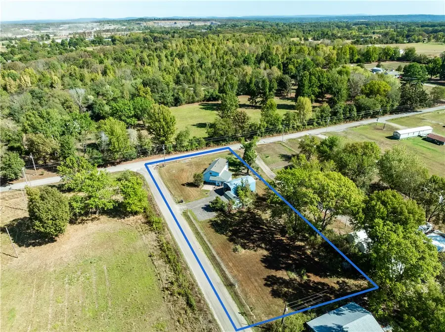 5504 Hilltop Road, Van Buren, AR 72956 - #2