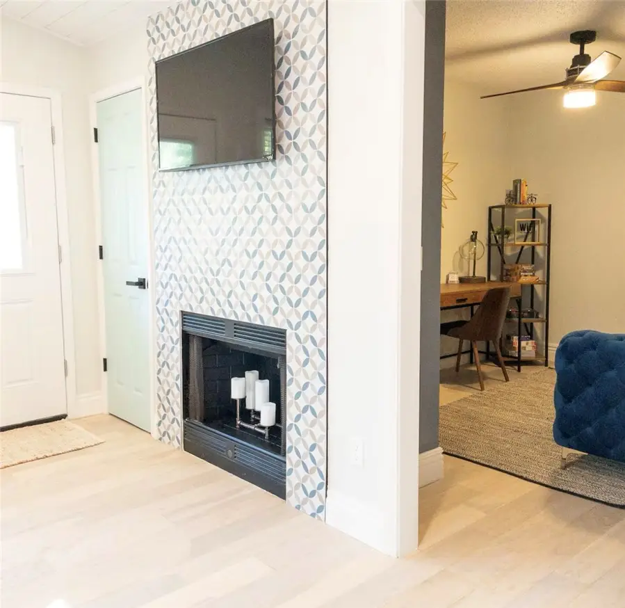 23 Brookhollow Place, Bentonville, AR 72712 - #3