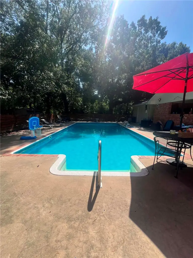 307 S Phoenix Avenue, Russellville, AR 72801 - #3