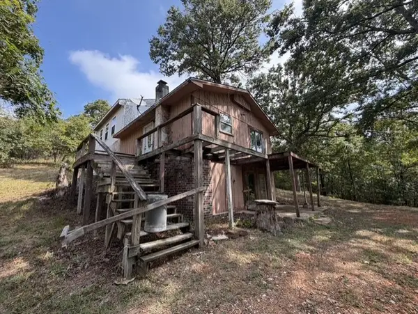 16215 Smith Ridge Road, Garfield, AR 72732