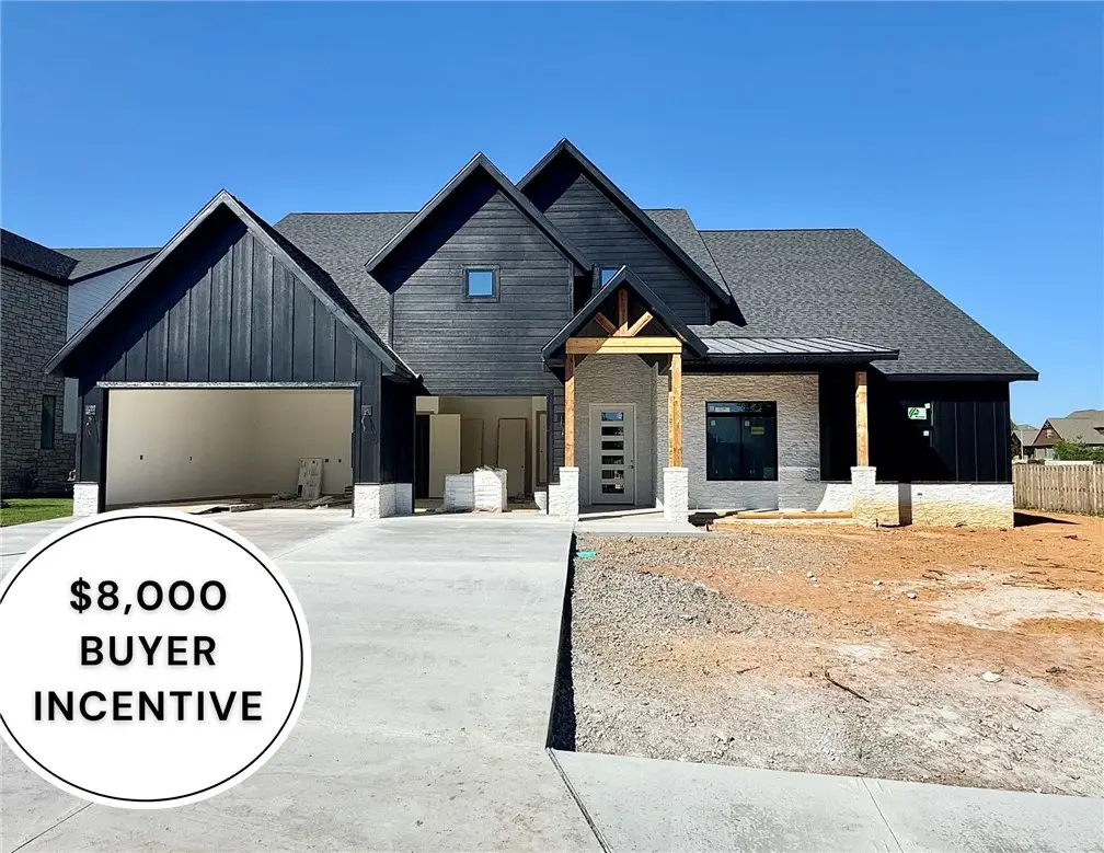 930 Gallatin Street, Bentonville, AR 72712 - #1
