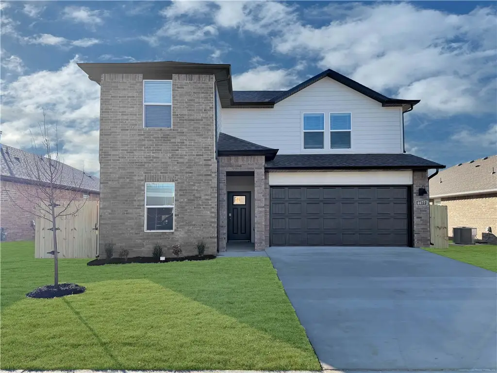 4678 W Buckaroo Street, Fayetteville, AR 72704 - #1