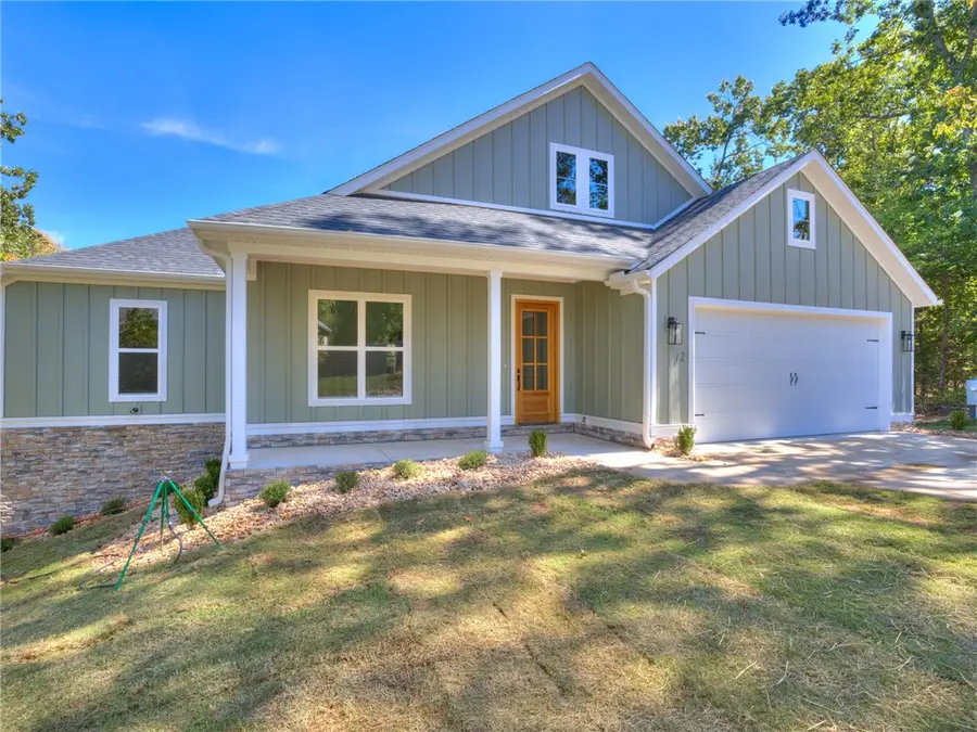 12 Dunvegan Lane, Bella Vista, AR 72715 - #3