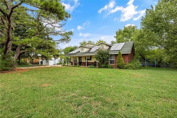346 W Brown Road, Cave Springs, AR 72718