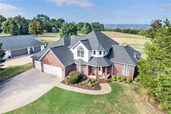 2489 S College Drive, Fayetteville, AR 72701