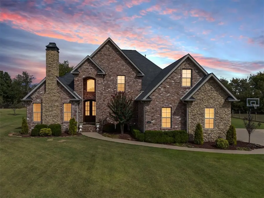 1353 Scout Trail, Siloam Springs, AR 72761 - #2