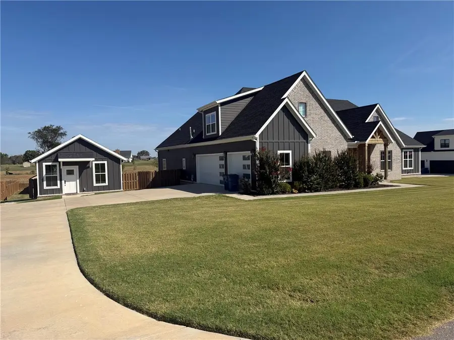 3120 Bloomfield Street, Bentonville, AR 72713 - #3