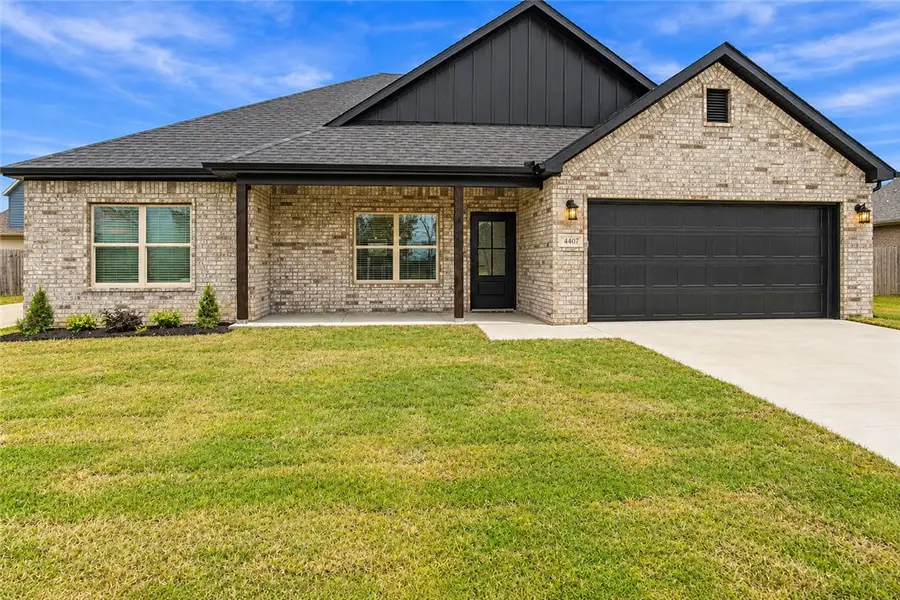 4407 SW Pawhuska Street, Bentonville, AR 72713 - #3