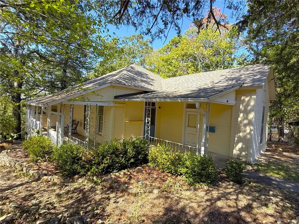 44 Ridgeway Avenue, Eureka Springs, AR 72632 - #1