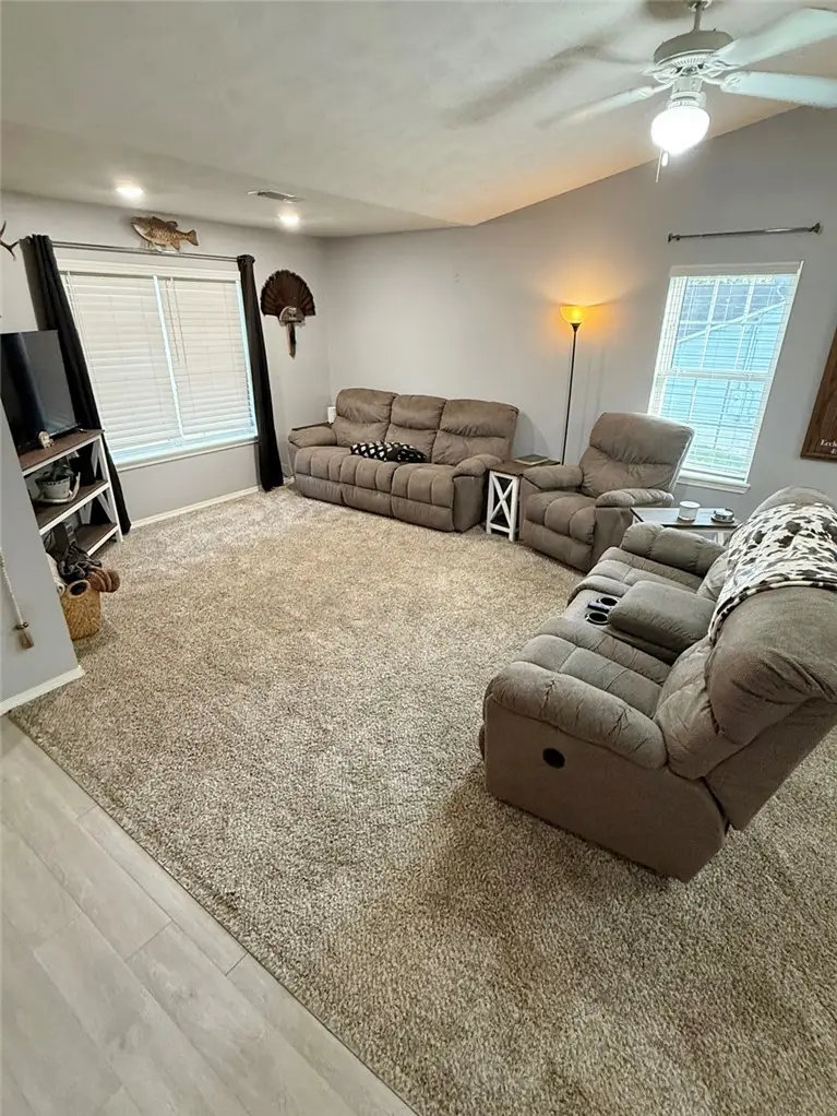 1008 Lilly, Harrison, AR 72601 - #2