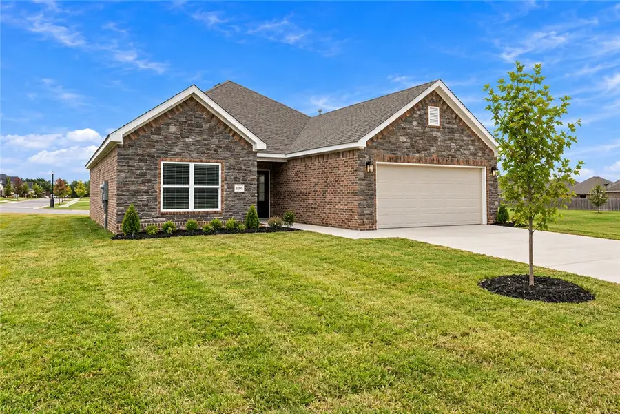 4409 SW Pawhuska Street, Bentonville, AR 72713 - #2