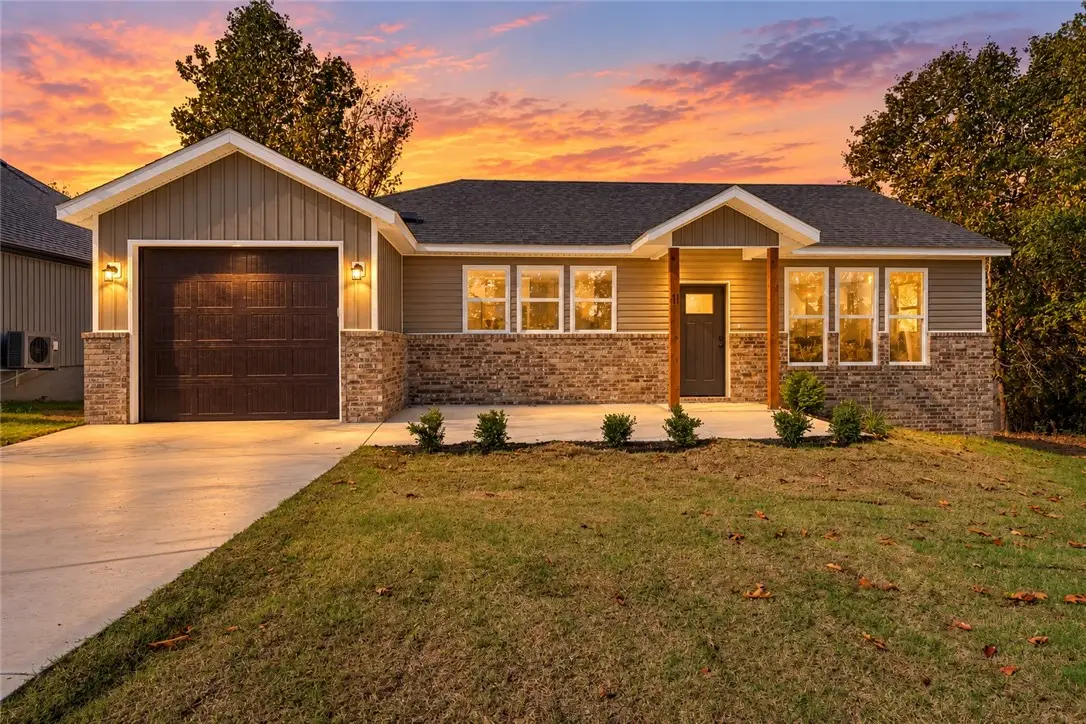 11 Lathrop Drive, Bella Vista, AR 72715 - #1