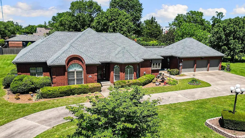 4504 W Cedar Brooke Lane, Rogers, AR 72758 - #1