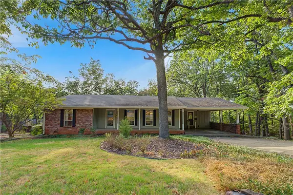 1602 E Hope Street, Fayetteville, AR 72701