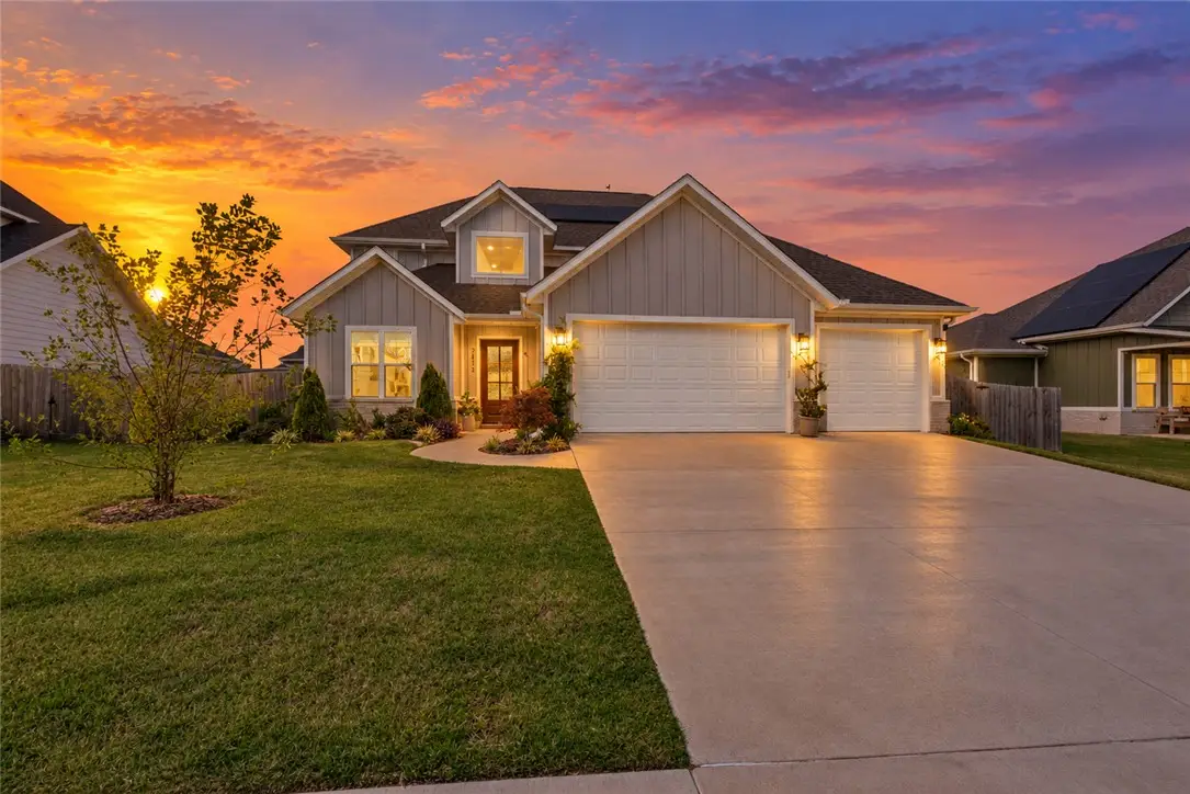 2812 S 20th Street, Rogers, AR 72758 - #1