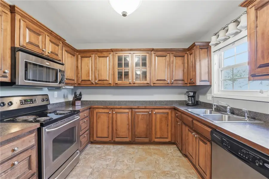 911 30th Street, Rogers, AR 72756 - #2