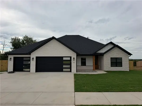 191 N Antelope Avenue, Farmington, AR 72730