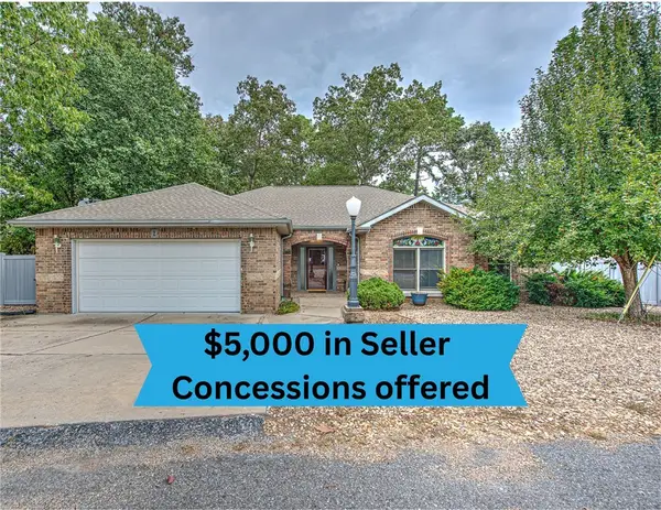 2 Banbury Lane, Bella Vista, AR 72714