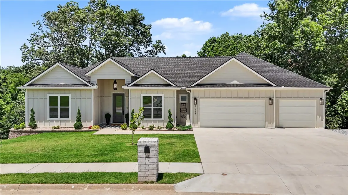 2055 Collins Drive, Pea Ridge, AR 72751 - #1