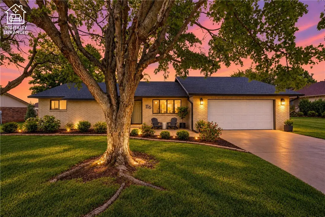 116 W 26th Circle, Fayetteville, AR 72701 - #1