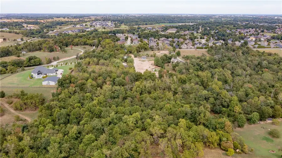 W Wallis Road, Cave Springs, AR 72718 - #2