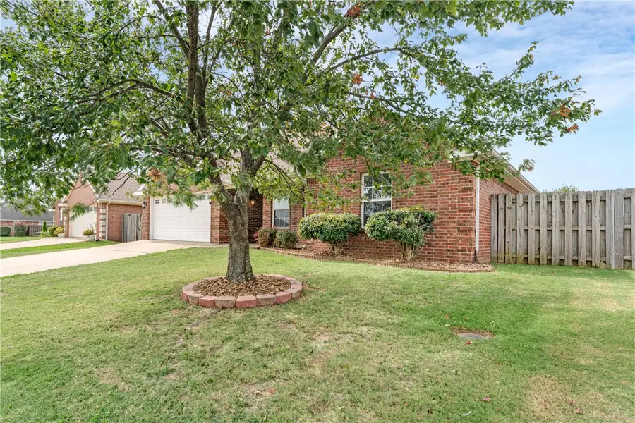 6102 S 39th Street, Rogers, AR 72758 - #3