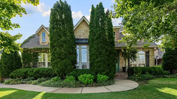 4302 W Willowbend Drive, Rogers, AR 72758