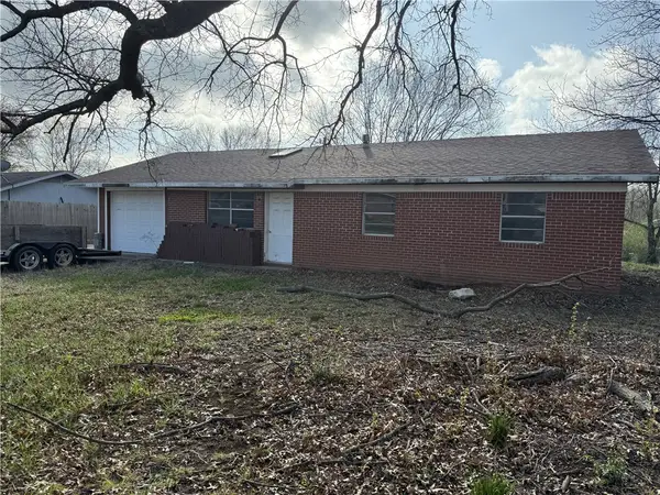 1077 Eubanks Street, Decatur, AR 72722