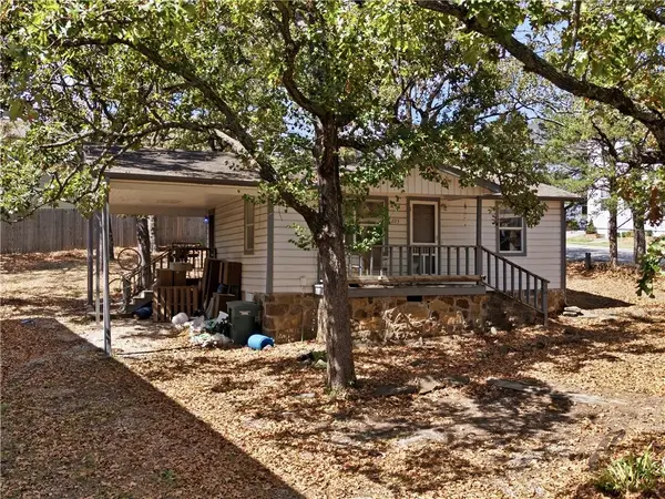 223 Cross Avenue, Fayetteville, AR 72701