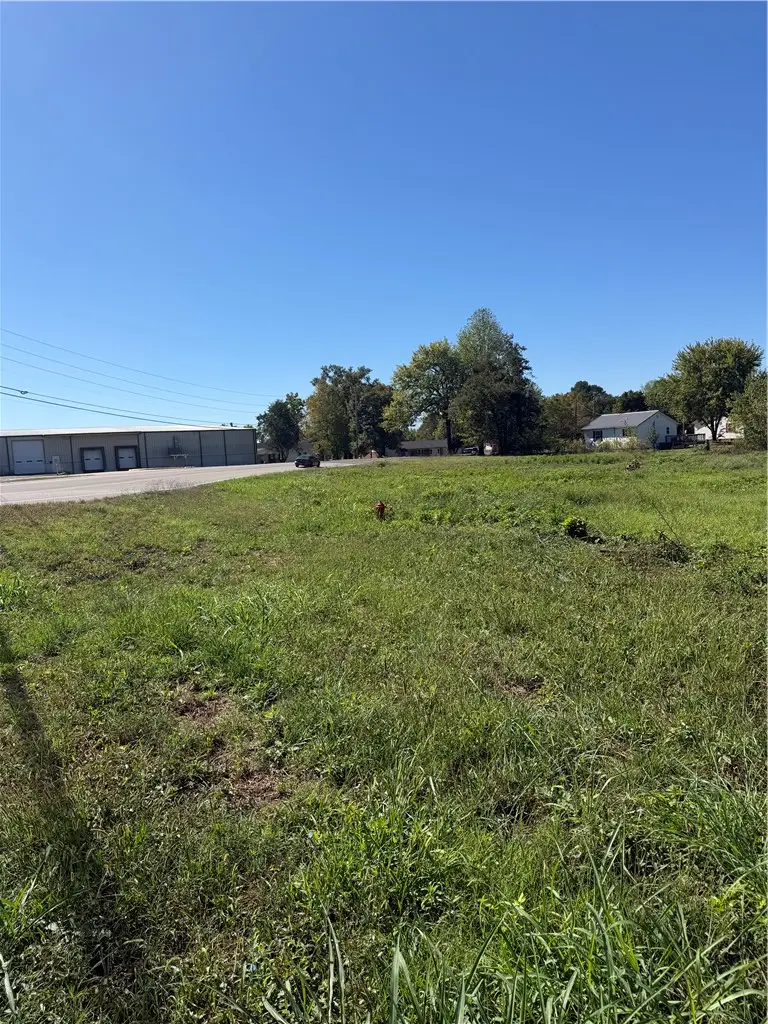 Address Withheld By Seller, Russellville, AR 72802 - #2