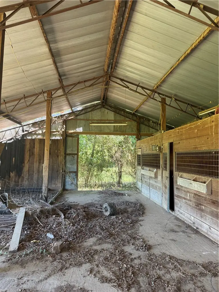Address Withheld By Seller, Russellville, AR 72802 - #3