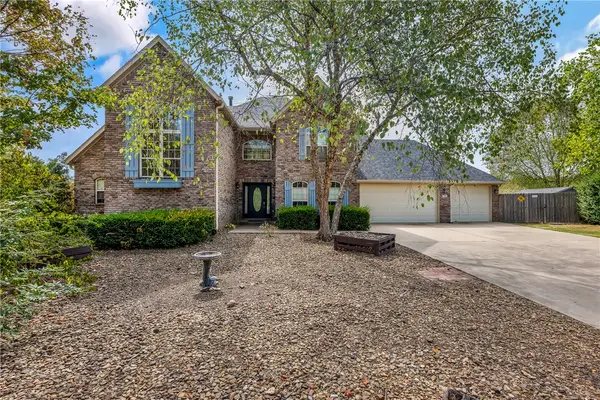 702 N 27th Street, Rogers, AR 72756